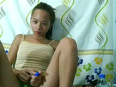 Snapshot of Asianpinay_Skinny1818 chatting on 05-01-26, 10:37 Asianpinay Skinny1818 online show from 05-01-26, 10:37