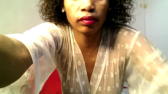 Snapshot of Mabelle_Eveline chatting on 04-24-26, 07:54 Mabelle Eveline online show from 04-24-26, 07:54