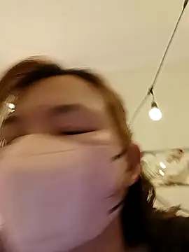 Snapshot of Trang26 chatting on 02-10-26, 03:55 Trang26 online show from 02-10-26, 03:55