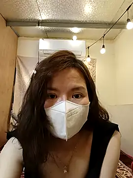 Snapshot of Trang26 chatting on 02-23-26, 04:25 Trang26 online show from 02-23-26, 04:25