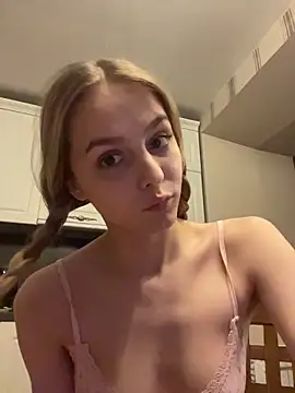 lillit vivit online show from 03-26-26, 01:53