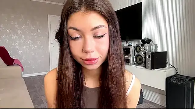 You Club Winx online show from 03-29-26, 07:21