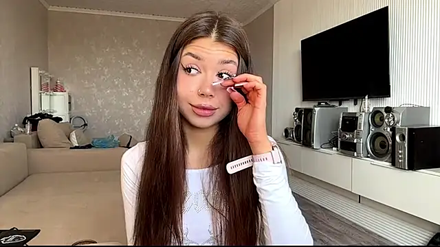 You Club Winx online show from 04-11-26, 07:16