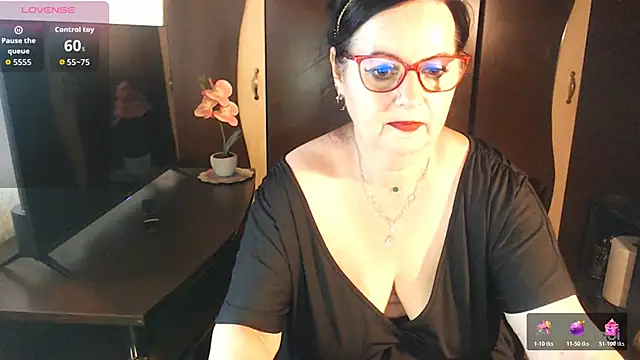 exiMIlf online show from 06-18-26, 02:55