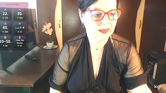Snapshot of exiMIlf chatting on 05-26-26, 12:14 exiMIlf online show from 05-26-26, 12:14
