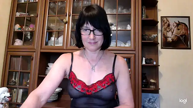 Snapshot of Vlastelina chatting on 05-10-26, 01:46 Vlastelina online show from 05-10-26, 01:46