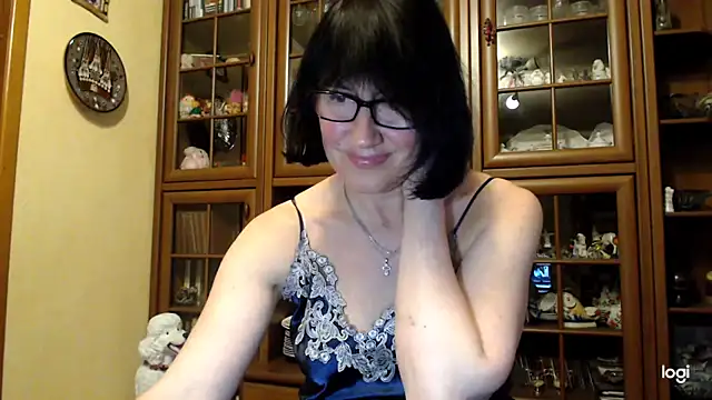 Snapshot of Vlastelina chatting on 04-18-26, 07:07 Vlastelina online show from 04-18-26, 07:07