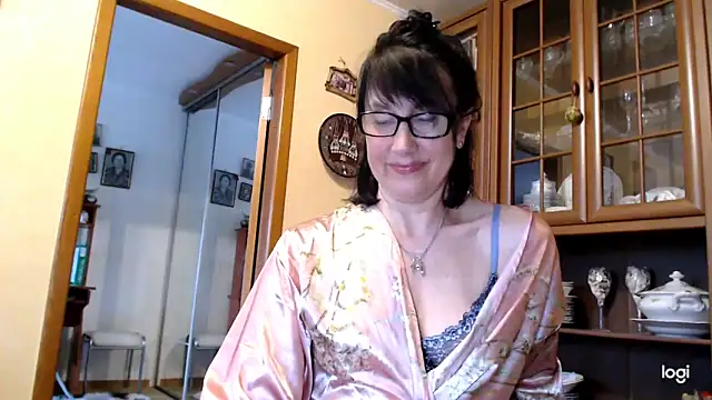 Vlastelina online show from 03-18-26, 11:57