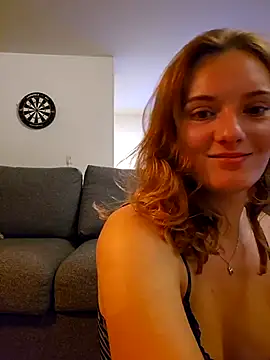 Snapshot of sweetsophie69 chatting on 05-08-26, 01:20 sweetsophie69 online show from 05-08-26, 01:20