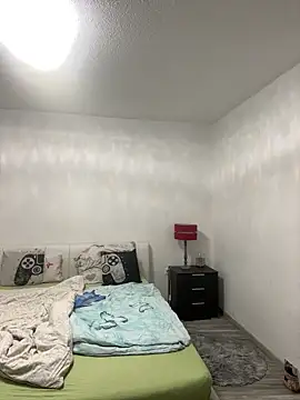 Snapshot of Laura-Loveyou chatting on 03-03-26, 11:12 Laura-Loveyou online show from 03-03-26, 11:12