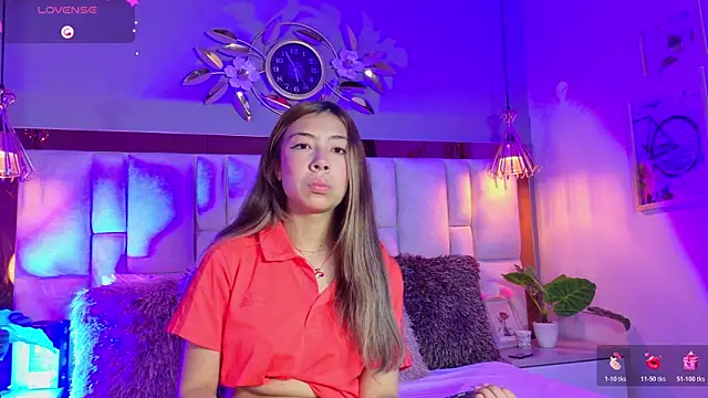 Snapshot of ValeryGomezz chatting on 07-07-26, 01:36 ValeryGomezz online show from 07-07-26, 01:36