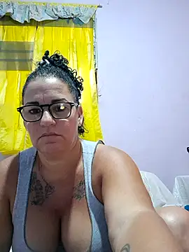 Snapshot of Monalinda-hot chatting on 02-22-26, 11:01 Monalinda-hot online show from 02-22-26, 11:01