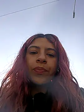 Snapshot of lunabloom2 chatting on 02-28-26, 01:00 lunabloom2 online show from 02-28-26, 01:00