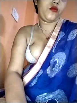 Snapshot of Nency_Love143 chatting on 04-16-26, 09:39 Nency Love143 online show from 04-16-26, 09:39
