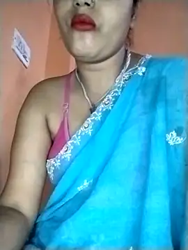 Snapshot of Nency_Love143 chatting on 04-19-26, 05:25 Nency Love143 online show from 04-19-26, 05:25