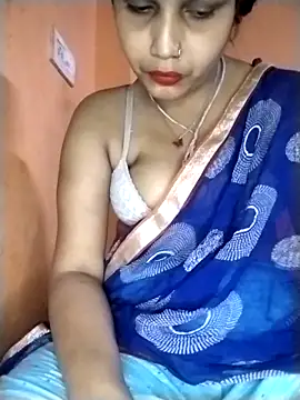 Snapshot of Nency_Love143 chatting on 04-16-26, 07:47 Nency Love143 online show from 04-16-26, 07:47
