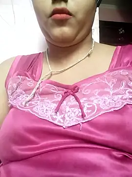 Snapshot of Nency_Love143 chatting on 05-10-26, 06:28 Nency Love143 online show from 05-10-26, 06:28
