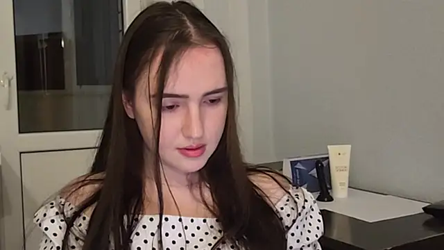 RedginBluebersky online show from 04-02-26, 06:58