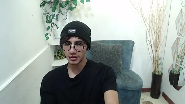 AaronBeer  online show from 02-14-26, 11:32