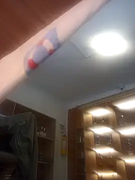 eva vidal  online show from 04-28-26, 04:33