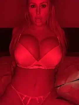 ArabellaJames online show from 03-25-26, 01:06