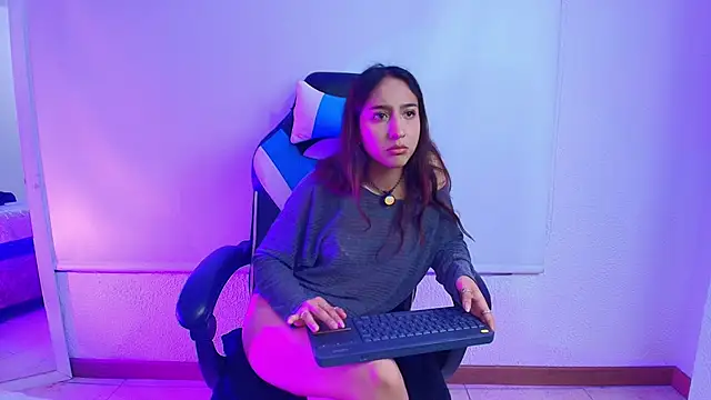 Gaia n Nix online show from 03-27-26, 03:15