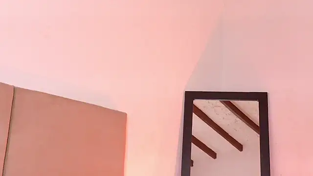 EmmaDalton online show from 03-25-26, 04:39