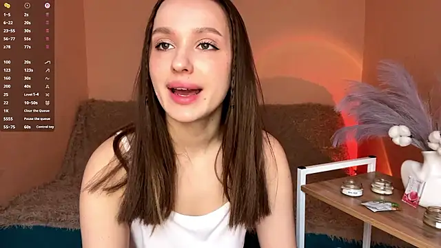 Snapshot of LilliHudons chatting on 02-12-26, 09:20 LilliHudons online show from 02-12-26, 09:20