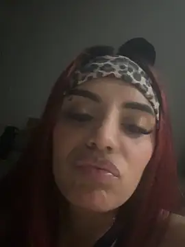 Snapshot of TiffanySander chatting on 02-28-26, 02:22 TiffanySander online show from 02-28-26, 02:22