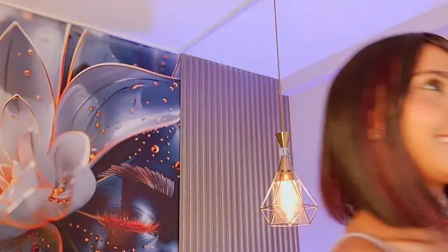 AURORA BLOOM CR online show from 04-07-26, 12:07