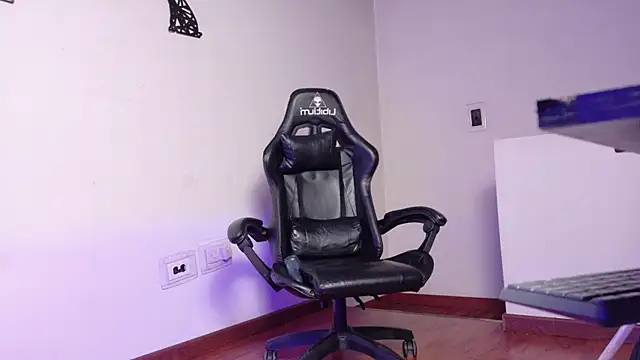 Mei hells online show from 04-09-26, 06:19