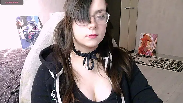 Snapshot of StayWithYuki chatting on 03-04-26, 09:17 StayWithYuki online show from 03-04-26, 09:17