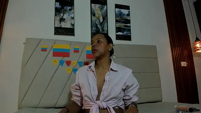 samaraa smith1 online show from 07-04-26, 12:43