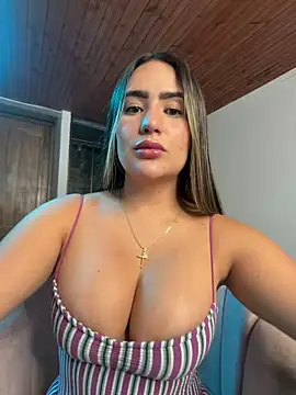 Snapshot of Miilana_ chatting on 06-21-26, 12:16 Miilana online show from 06-21-26, 12:16