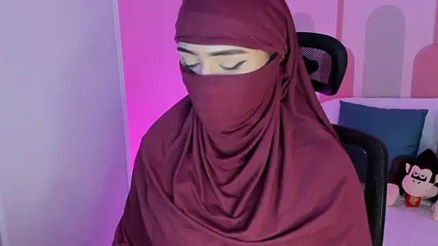 Aisha Haddad online show from 02-11-26, 03:56