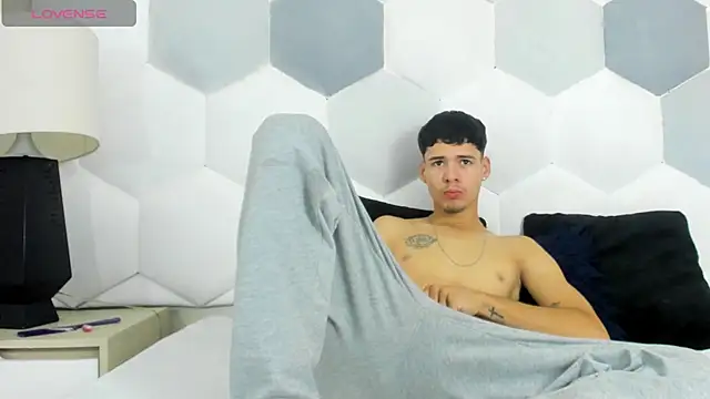 Davi Ponce online show from 02-11-26, 07:47