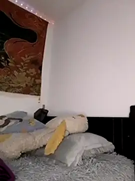 Lucy allen1 online show from 02-14-26, 02:23