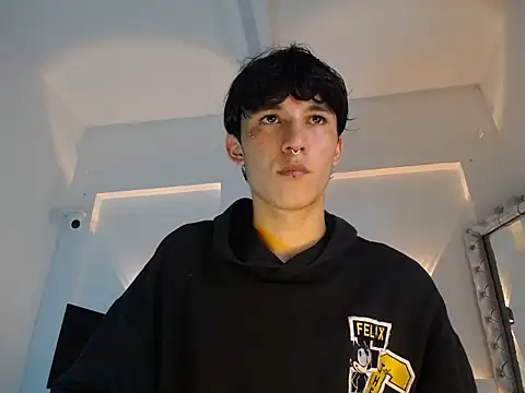 jullian ricci online show from 04-08-26, 08:54