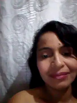 Snapshot of Lia_Phone chatting on 02-15-26, 03:40 Lia Phone online show from 02-15-26, 03:40