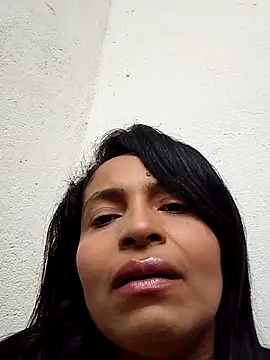 Snapshot of Lia_Phone chatting on 02-20-26, 08:00 Lia Phone online show from 02-20-26, 08:00