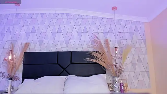 CloheBell online show from 03-24-26, 07:47