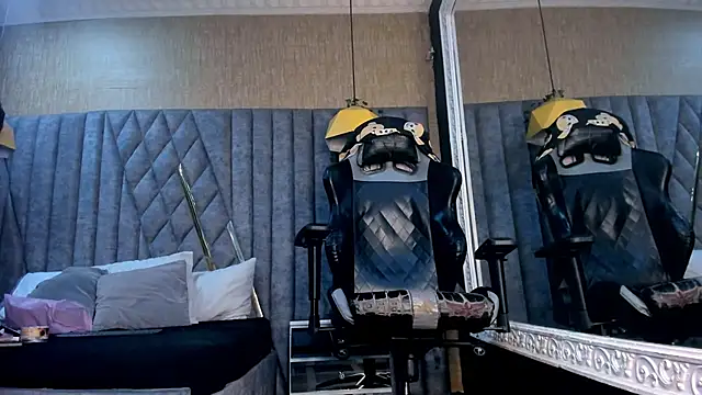 CloheBell online show from 03-10-26, 06:23