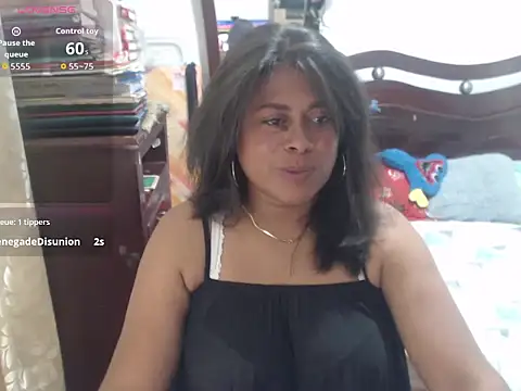 Snapshot of Caprichosa-39 chatting on 02-28-26, 02:44 Caprichosa-39 online show from 02-28-26, 02:44