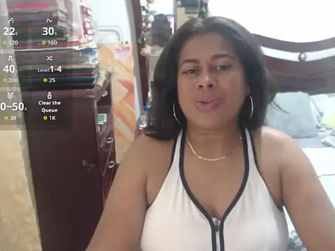 Snapshot of Caprichosa-39 chatting on 03-03-26, 02:07 Caprichosa-39 online show from 03-03-26, 02:07