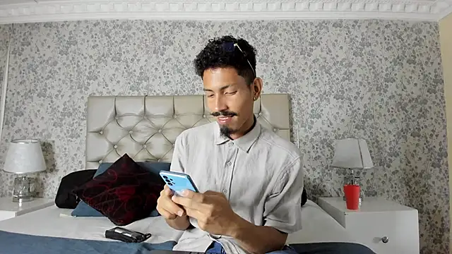 NoaahTylor online show from 03-27-26, 07:26