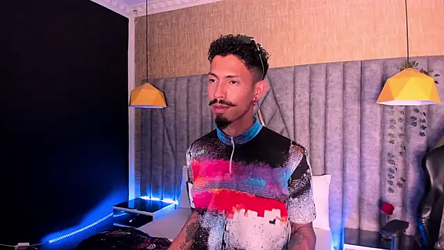 NoaahTylor online show from 02-28-26, 07:46