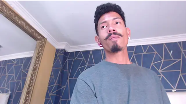 NoaahTylor online show from 02-18-26, 08:05