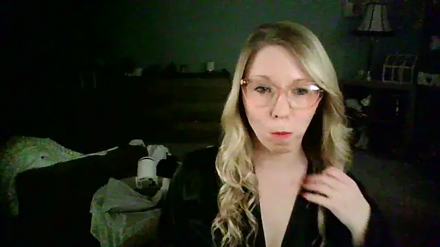 NikkiB653466 online show from 02-19-26, 12:07