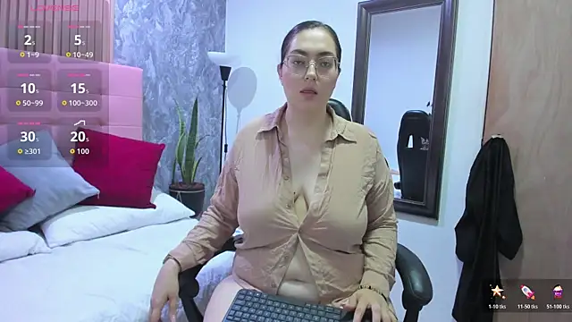 Snapshot of aria_kai_ chatting on 04-18-26, 11:56 aria kai online show from 04-18-26, 11:56