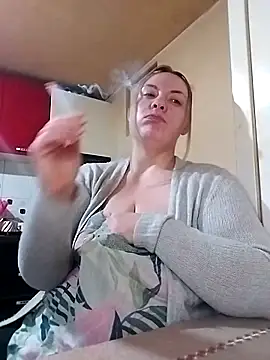 HotStepmommy4 online show from 02-14-26, 09:48